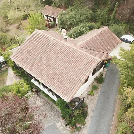 The Petite D'hotes * L'Isle-Jourdain (Vienne)