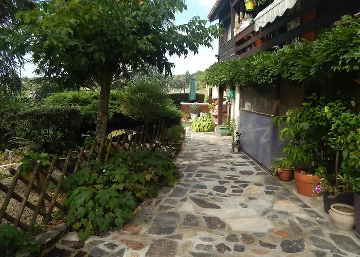 The Petite D'hotes * L'Isle-Jourdain (Vienne)